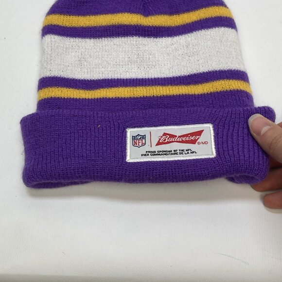 NFL Minnesota VikingBudweiser Promotional Pompom Beanie Hat Football Fan Gear - Picture 5 of 6